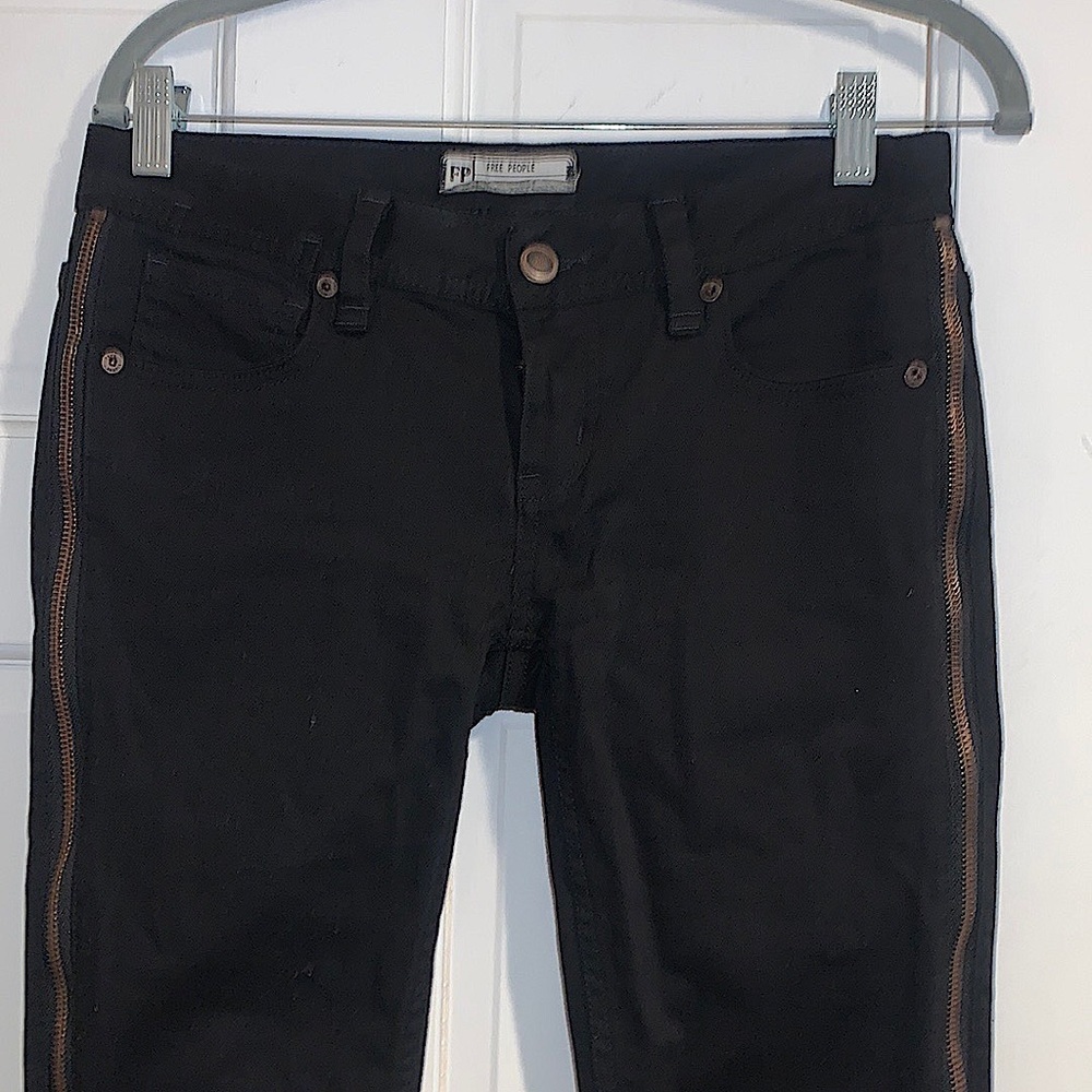 Free People Levon Full Side Zipper Skinny Jean Size 26 - Picture 7 of 15